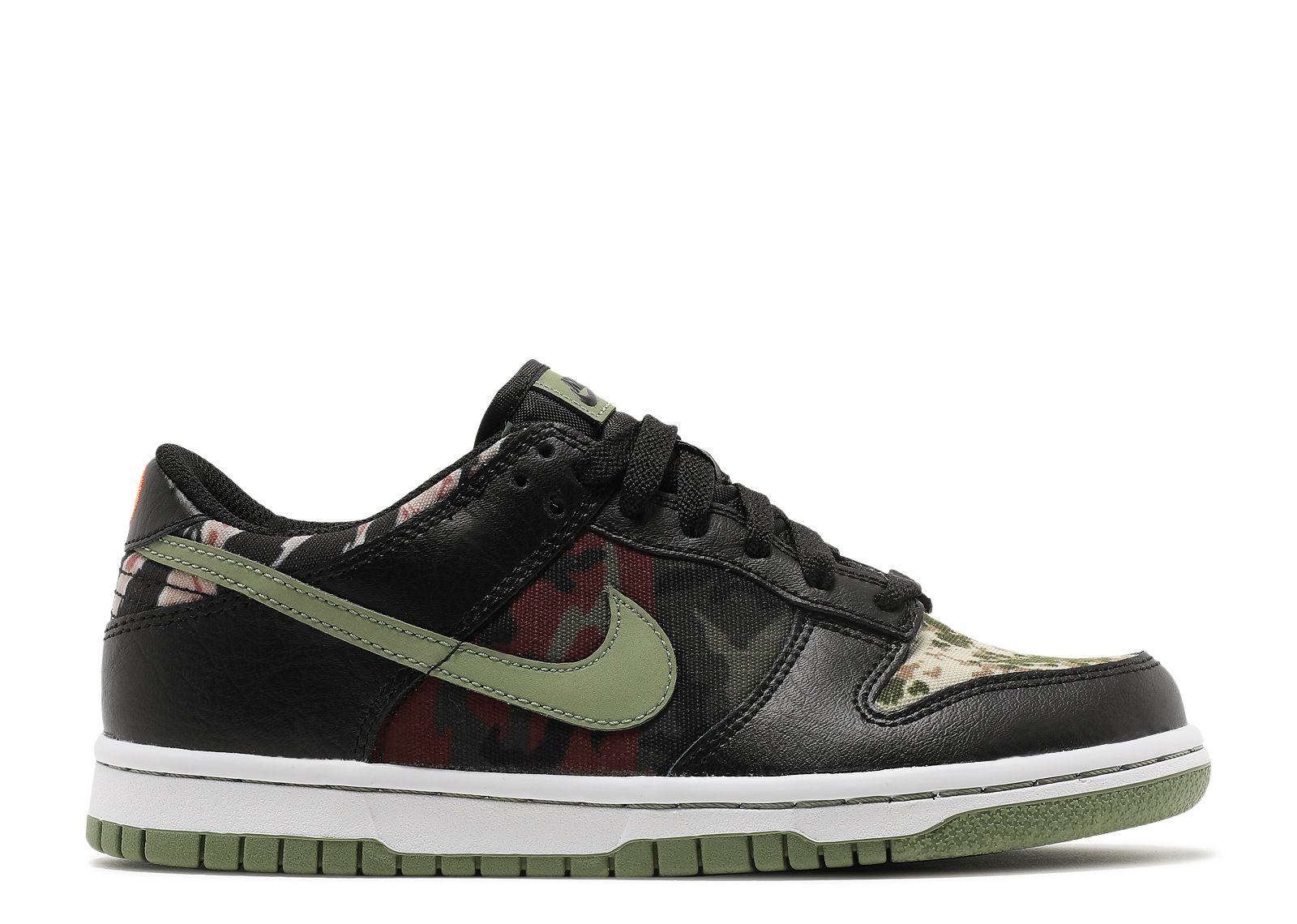 Dunk Low SE GS 'Black Multi-Camo'
