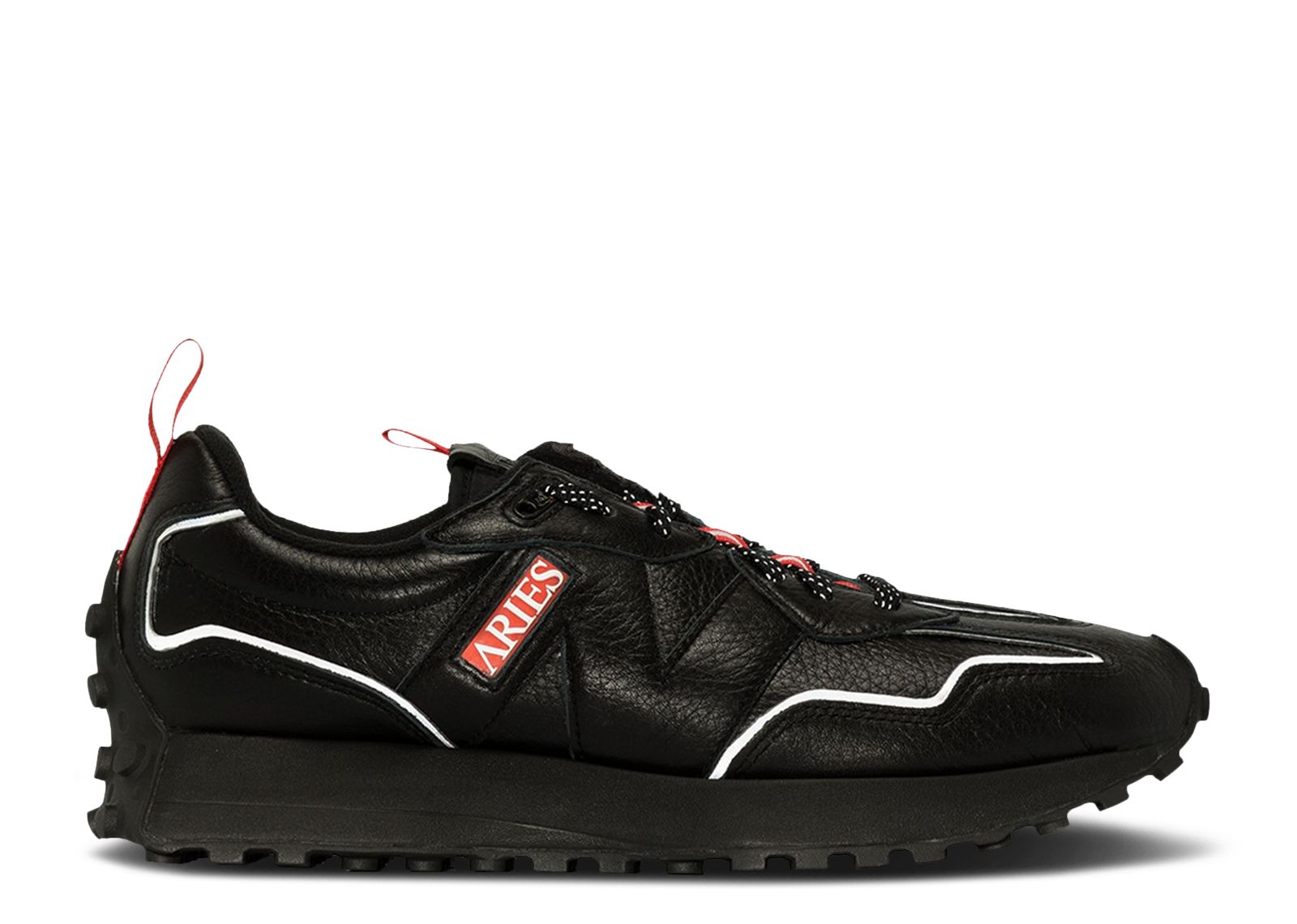 New Balance Aries x 327 'INVINCIBLE II - Black'