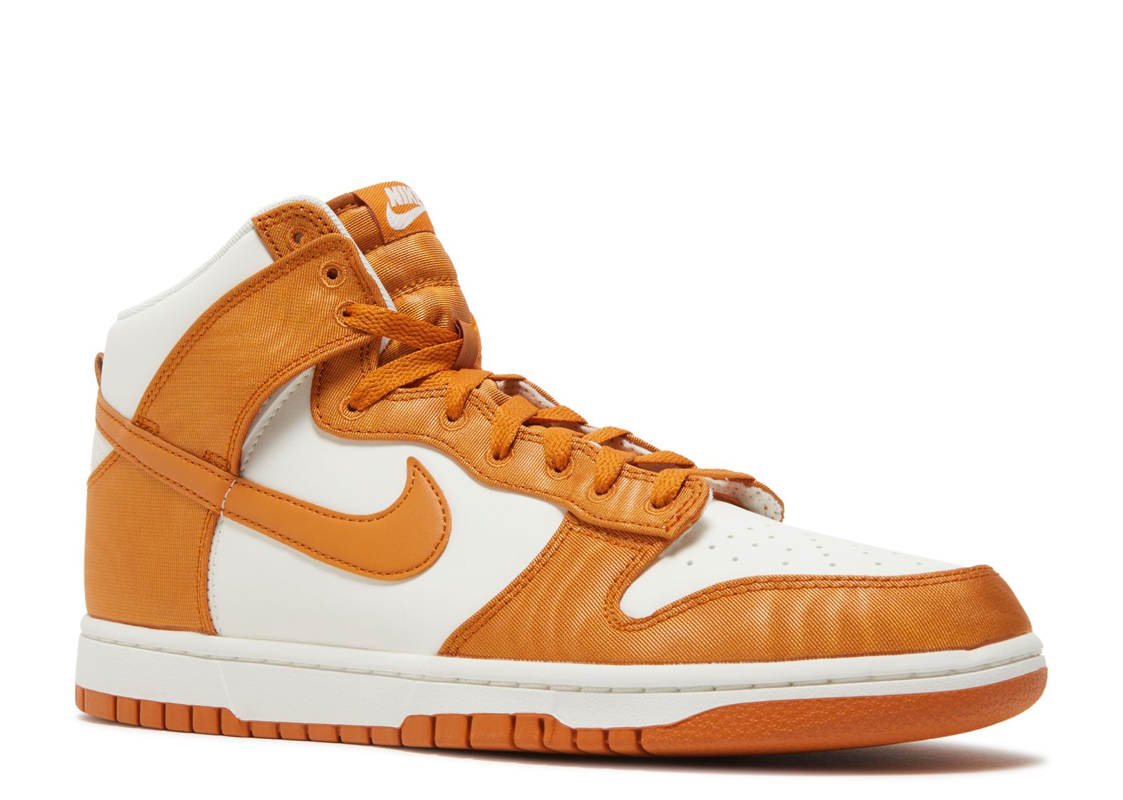 Dunk High 'Monarch Canvas'