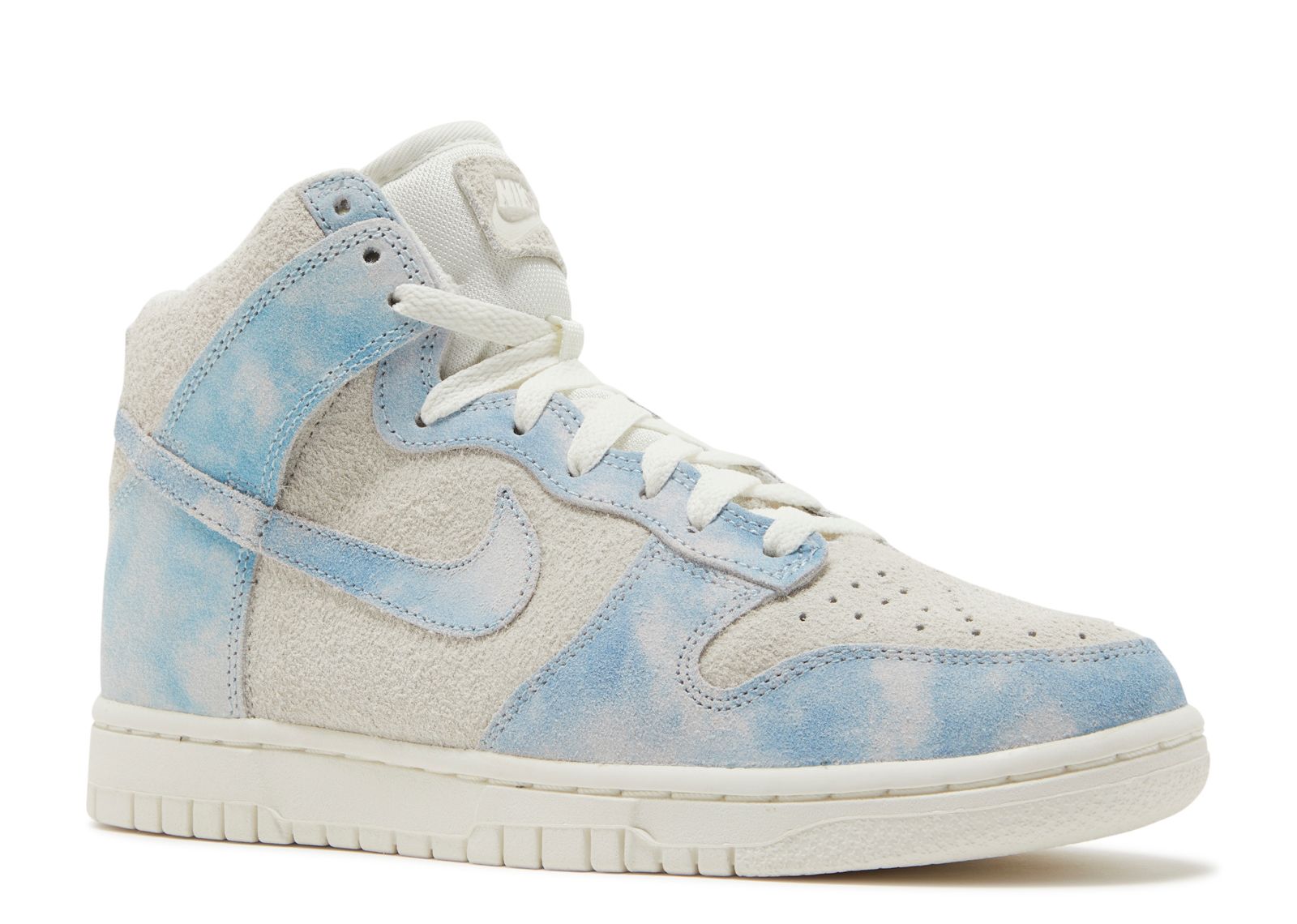 Wmns Dunk High SE 'Clouds'