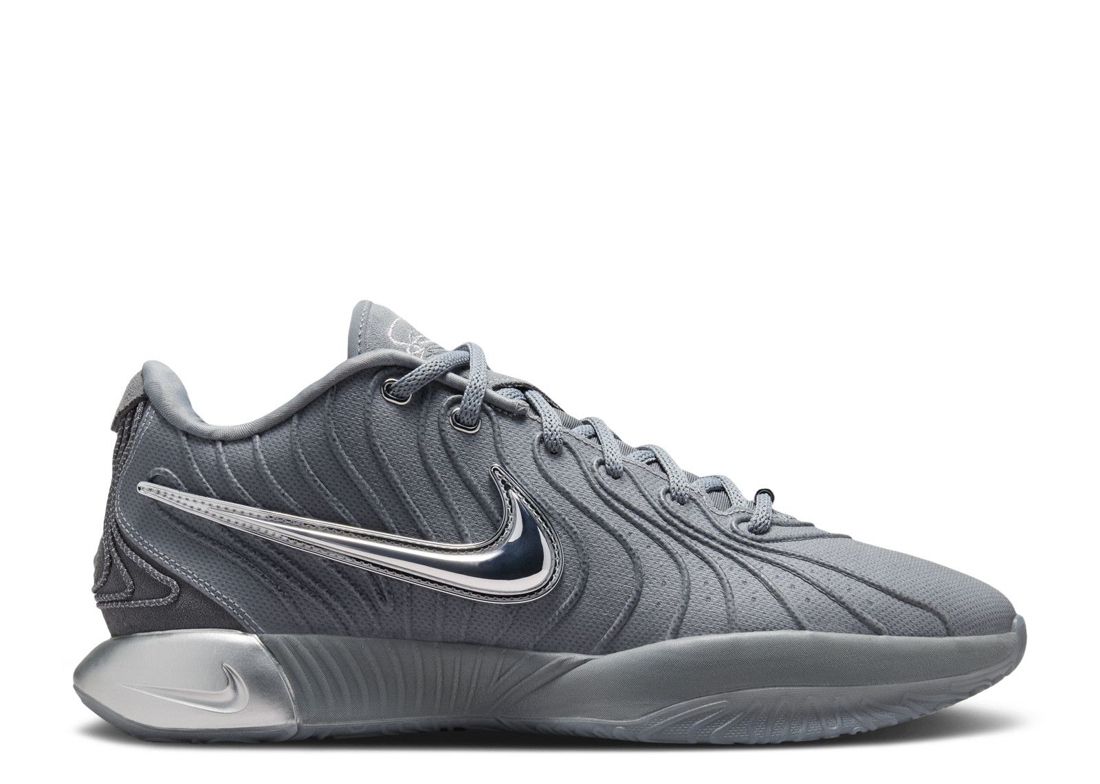 LeBron 21 'Resilience'