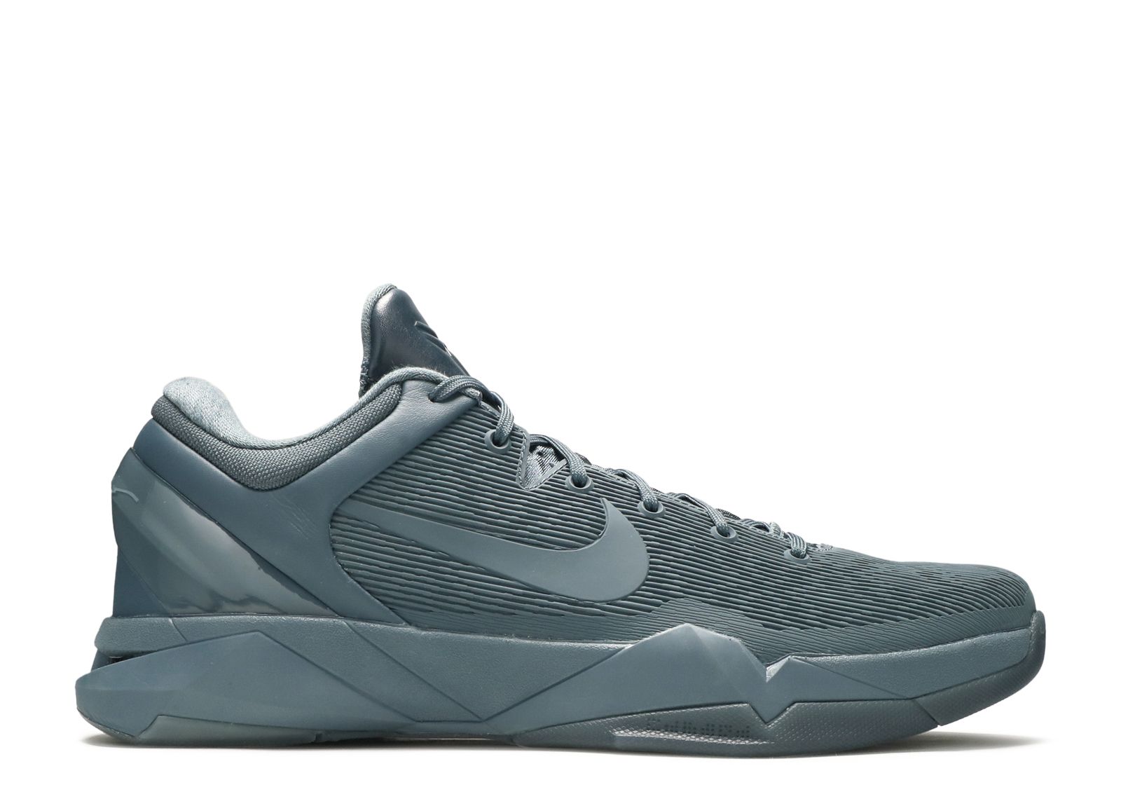 Zoom Kobe 7 'Fade To Black'