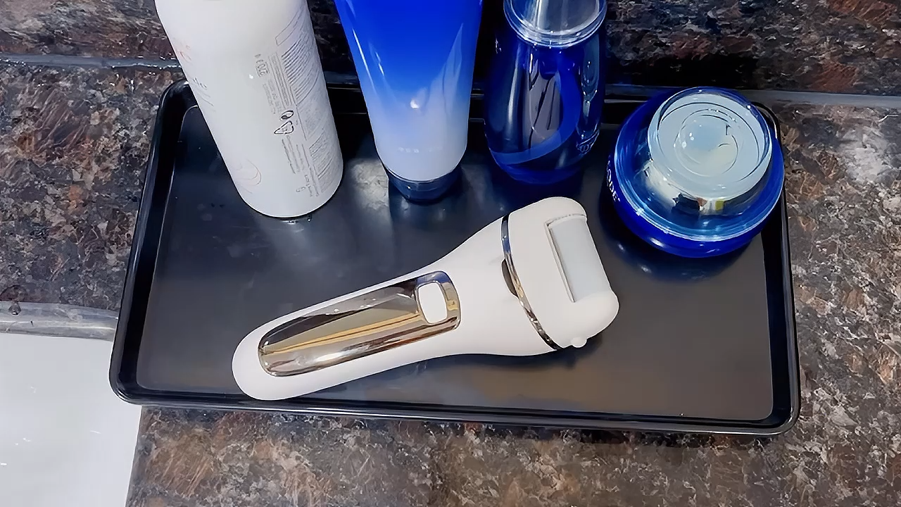 ✨ Electric Callus Remover – Smooth Feet in Seconds | 3 Rollers, LED Light, USB Rechargeable