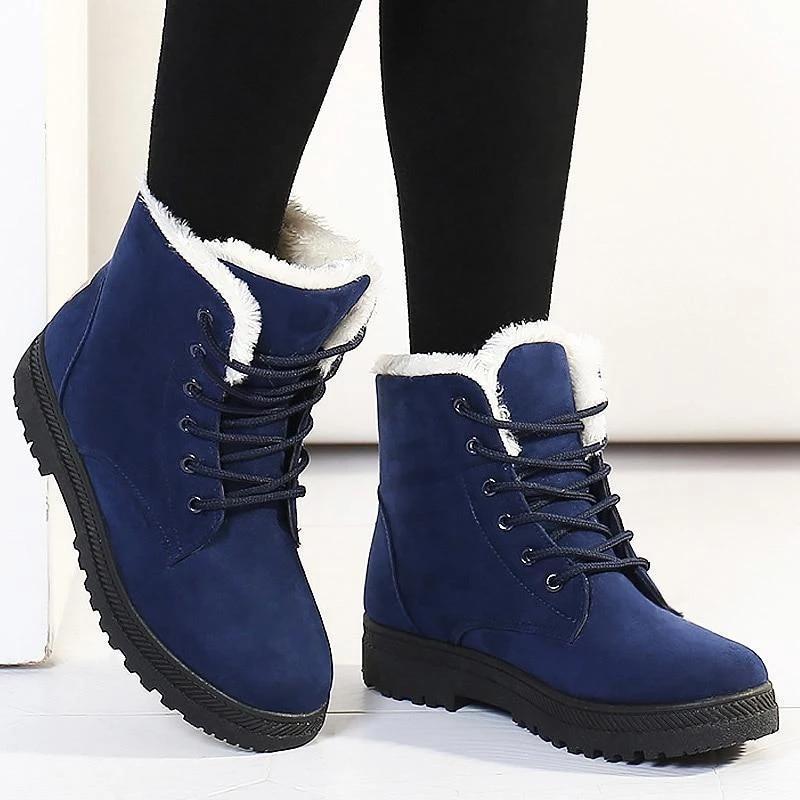 CUTE AND COMFY SNOW BOOTS