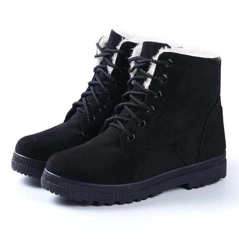 CUTE AND COMFY SNOW BOOTS
