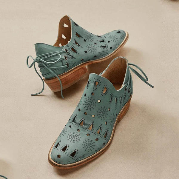 Vintage Chic Western Hollow Boots