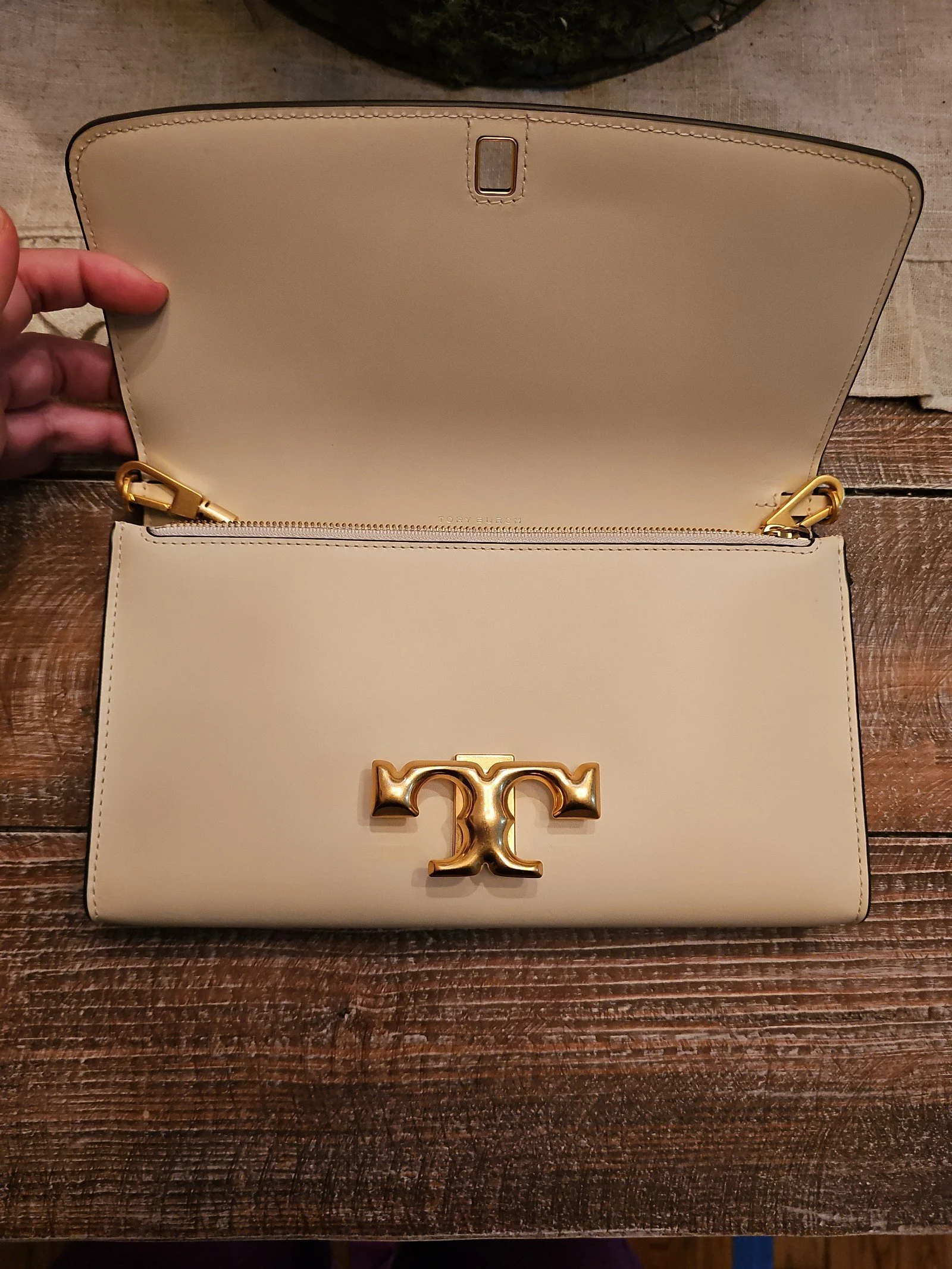 TORY BURCH