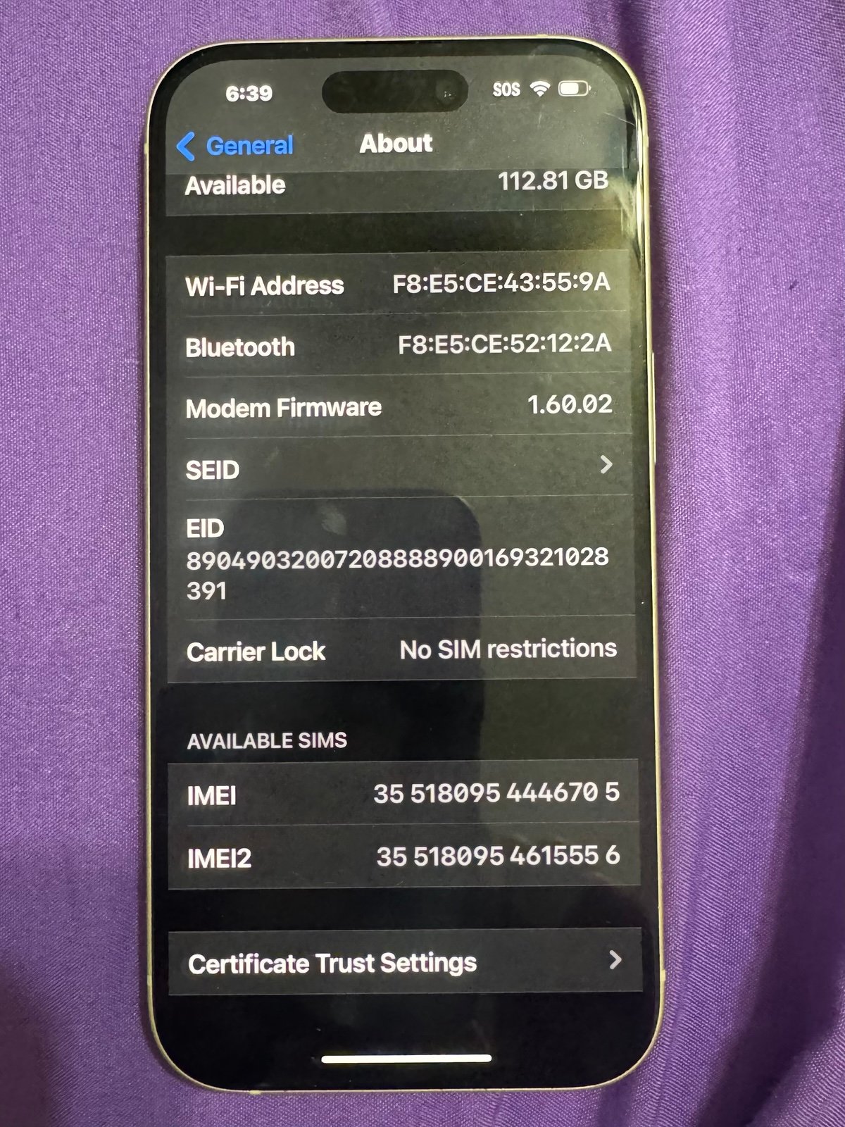 iPhone 15 unlocked 128 gb in yellow 8P99