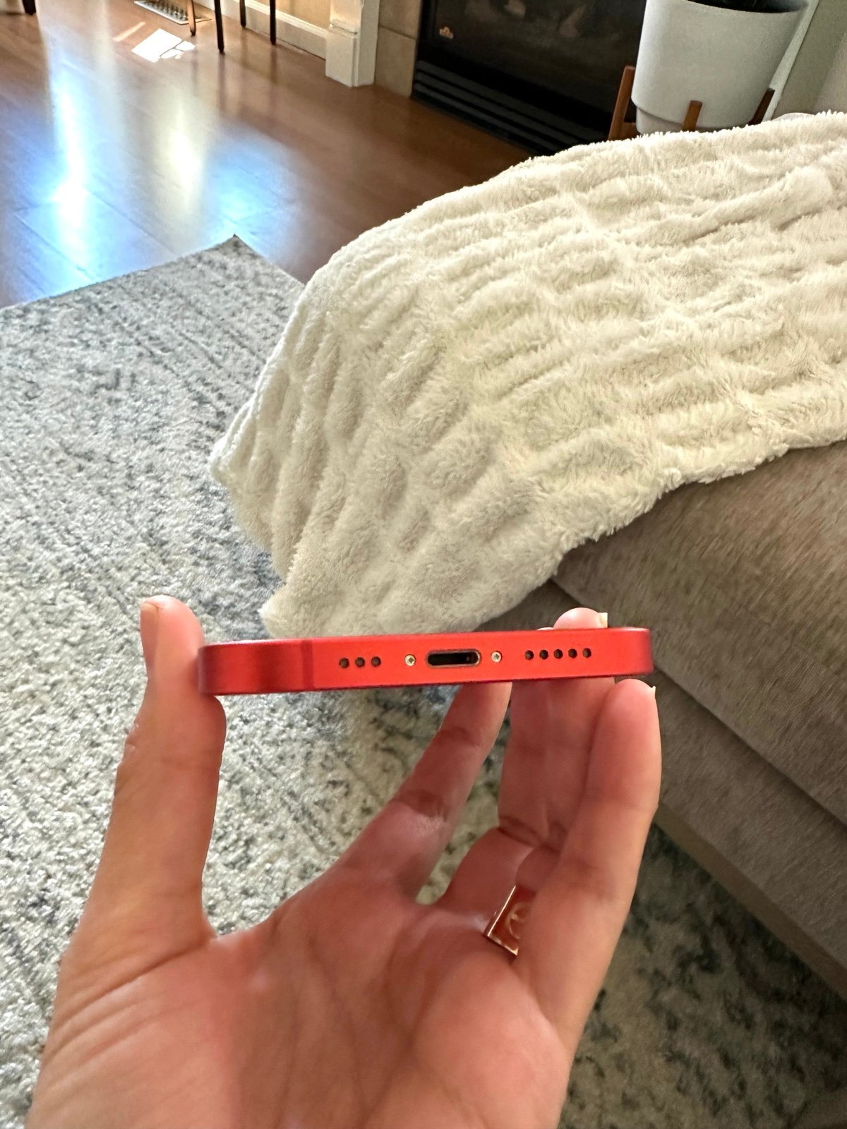 iPhone 12 red 128 gigabytes (like new). 5Y71