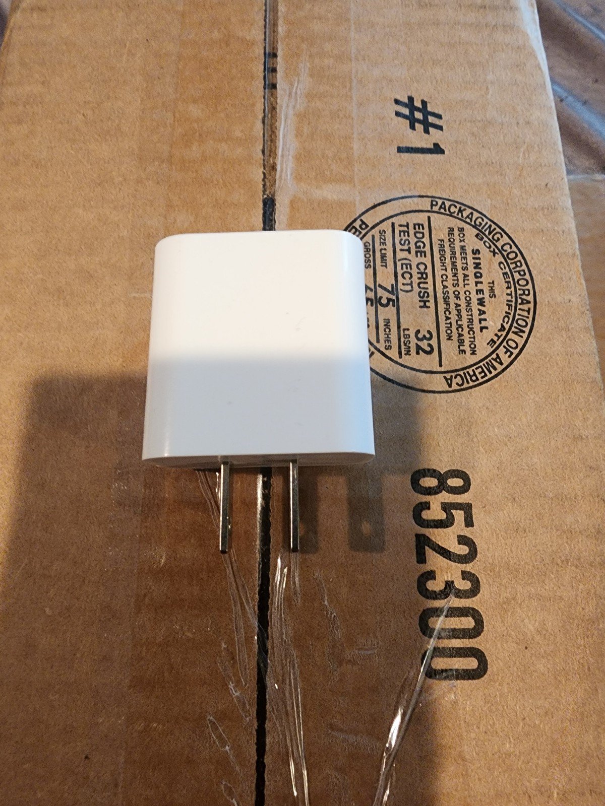 iPhone 14 Pro Max 128 GB SPACE BLACK W/ OTTER BOX W/ ACCESSORIES 6P12