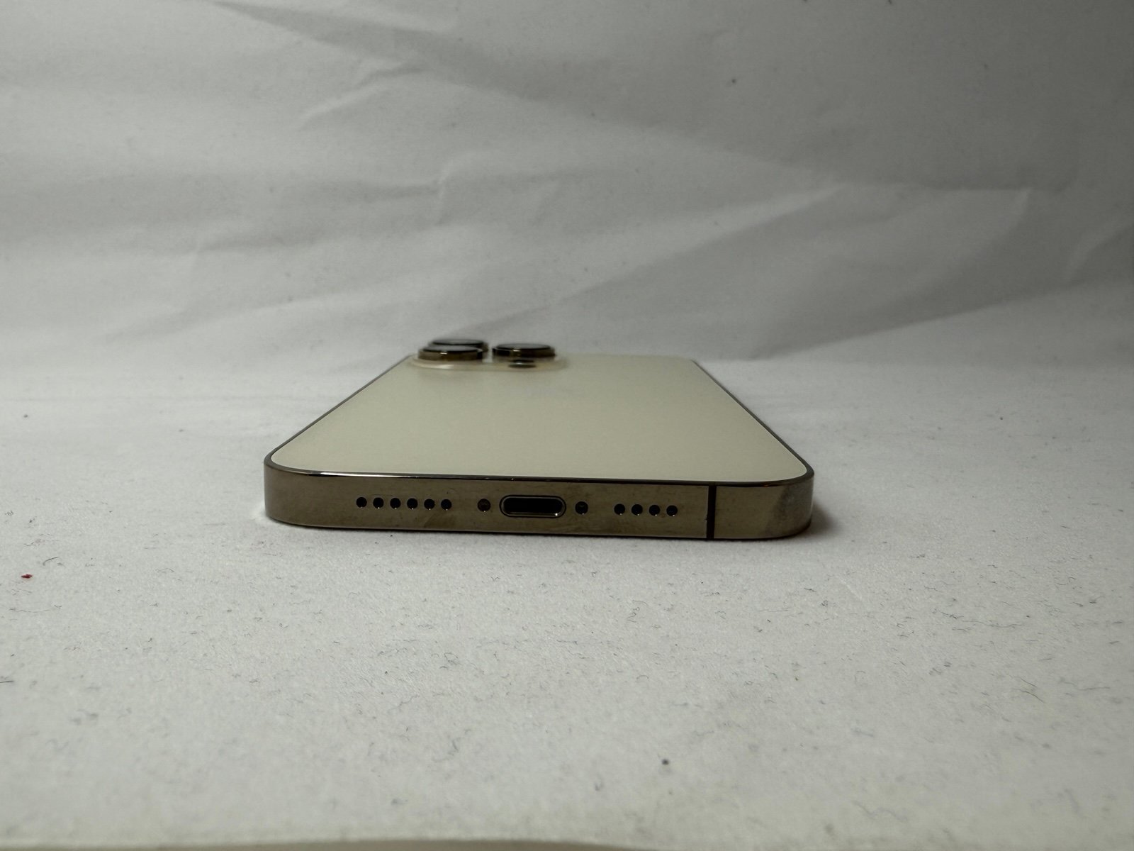 iPhone 14 Pro Max- Gold 512gb 8W65