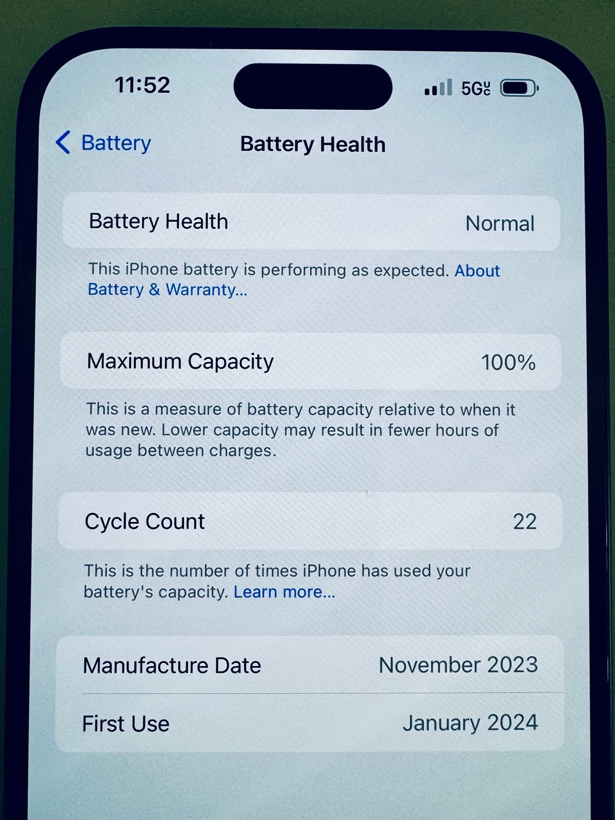 Apple iPhone 15 Plus 128 GB Black Unlocked 7G86