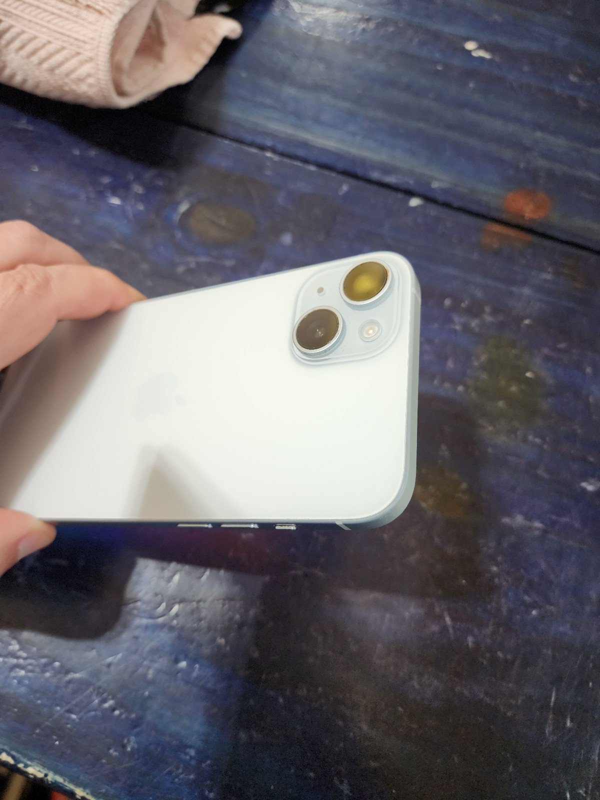 Apple iPhone 15 Plus 128GB WHITE AT&T | *FOR PARTS/REPAIR* 6T58