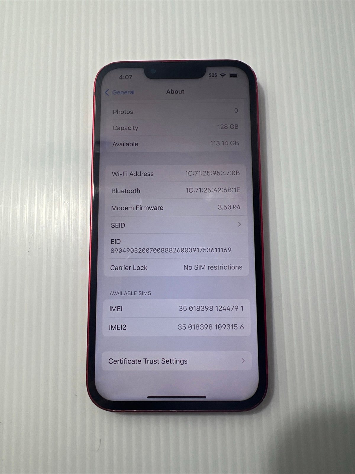 Apple iPhone 13 - 128 GB - Red (Unlocked) FAIR CONDITION 5W62