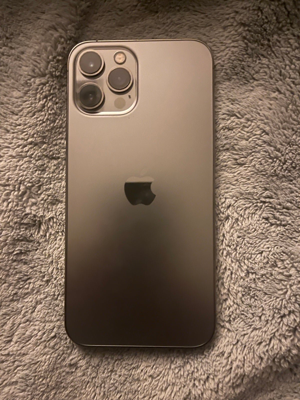 iphone 12 pro max 5B95