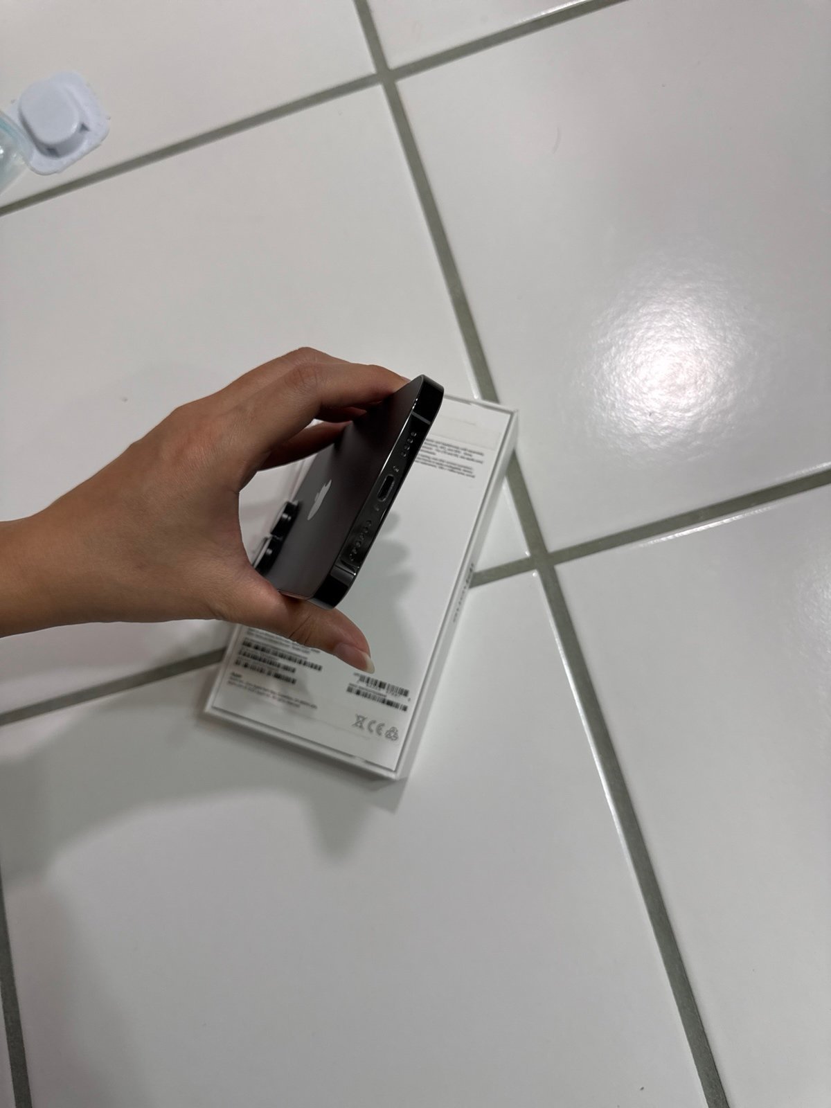 Apple iPhone 14 Pro Max 256 GB unlocked 2V33