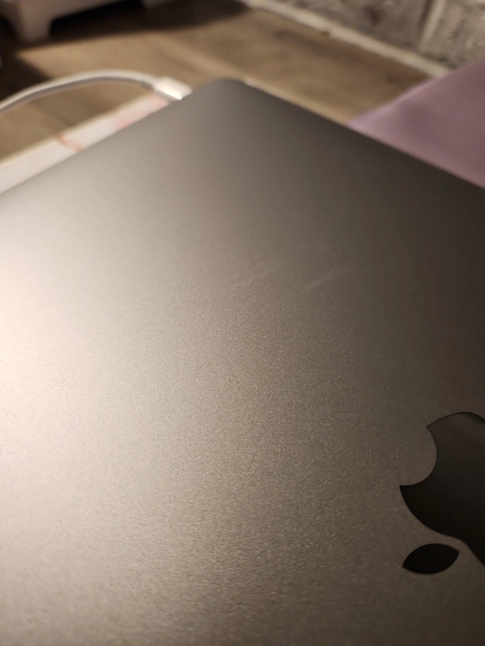 Apple Macbook Air A2337 13in.  M1 3.2 GHz  1TB SSD 5M56