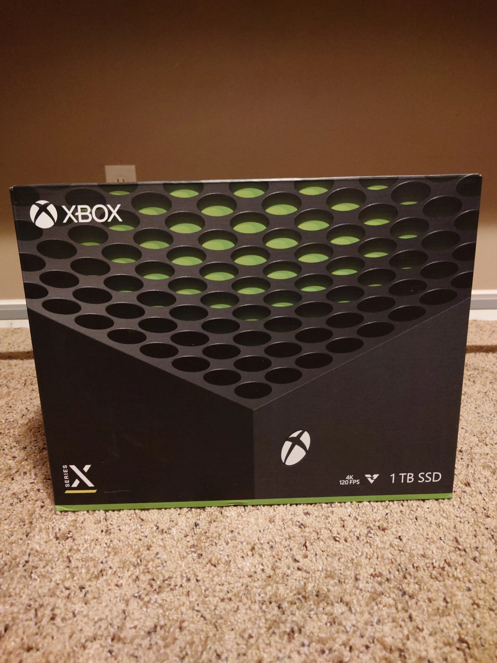Xbox Series X console. New in box 5O27