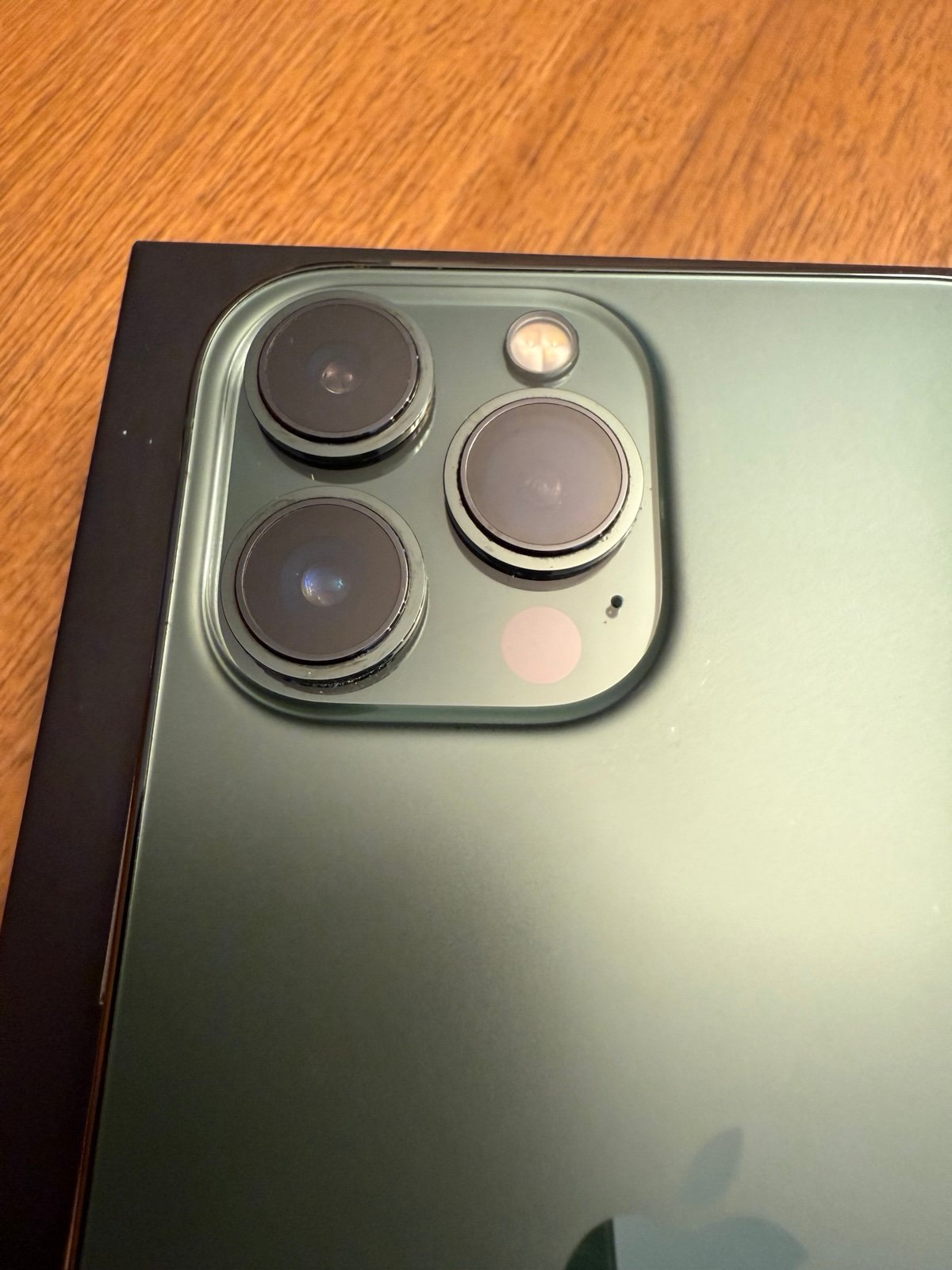 iPhone 13 Pro Max Unlocked 2J26