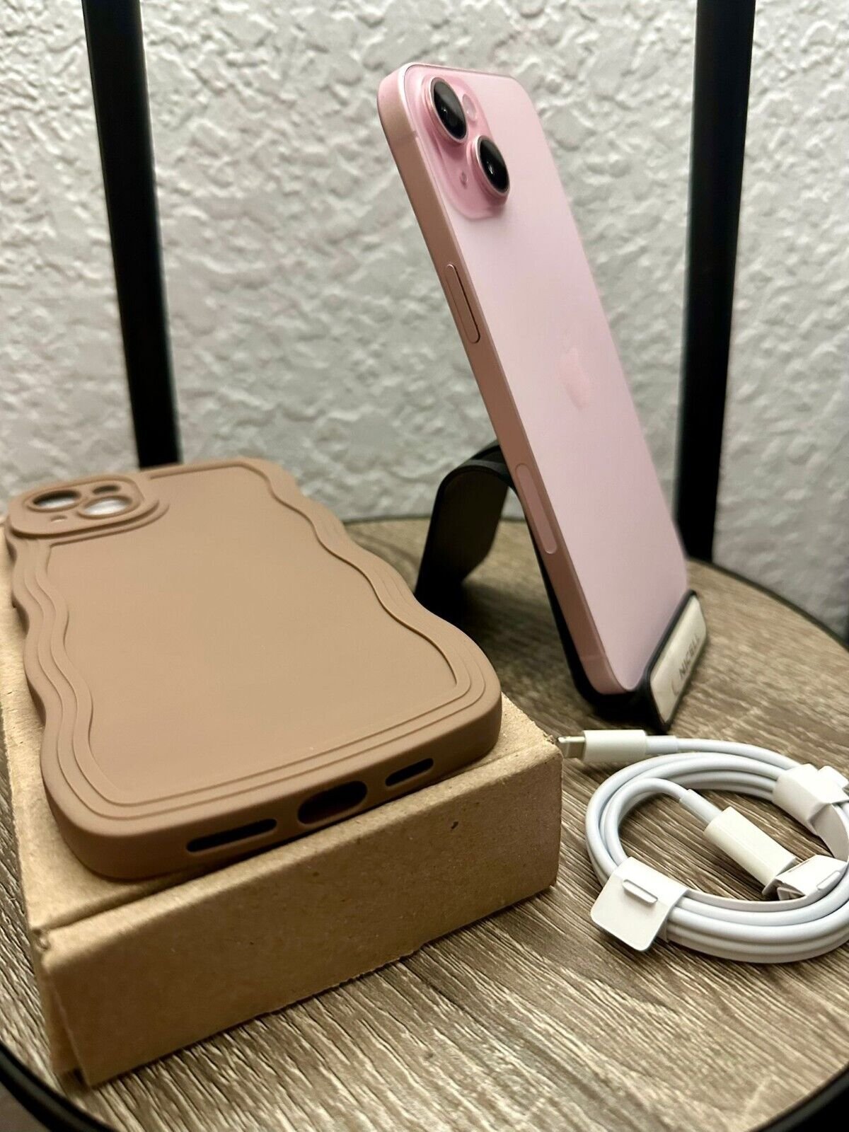 Apple iPhone 15Plus - 128 GB - Pink (Factory Unlocked) GSM/CMDA FREE 2DAY SHIP A 1U12