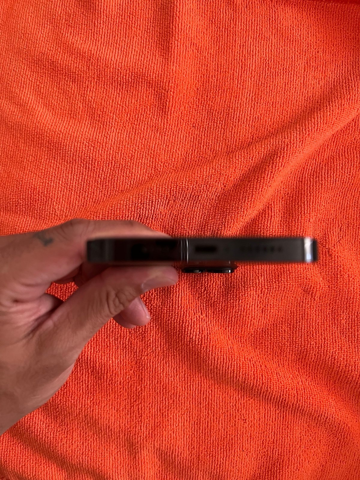 Global unlocked iPhone 14 Pro Max 128gb 6T56