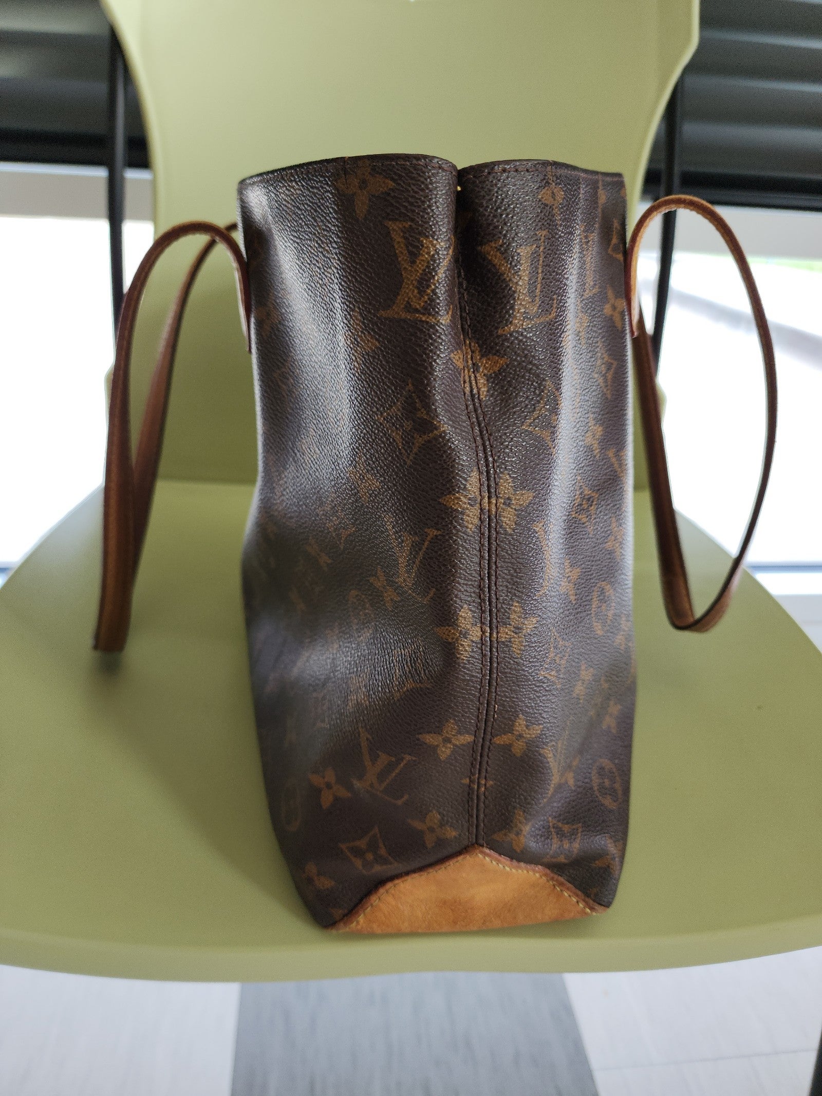 Louis Vuitton Wilshire MM Monogram Tote