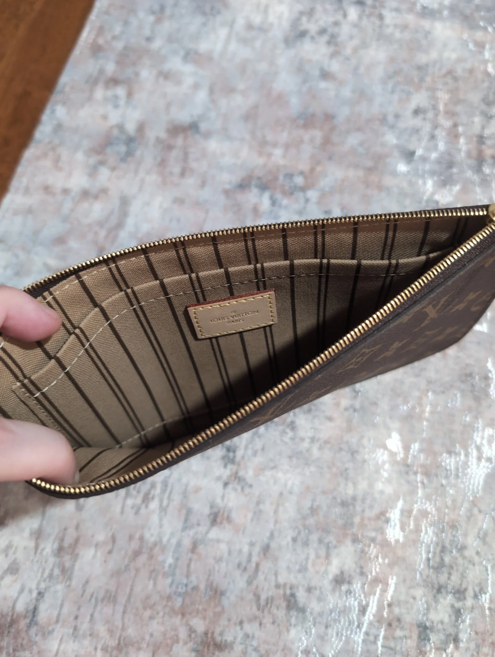 Louis Vuitton NEW Neverfull GM Tote