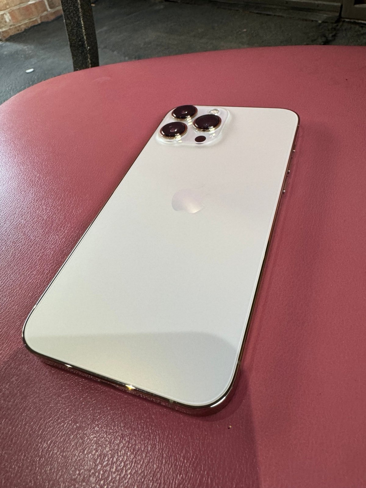 iPhone 13 Pro Max (AT&T Locked) Gold 5G18