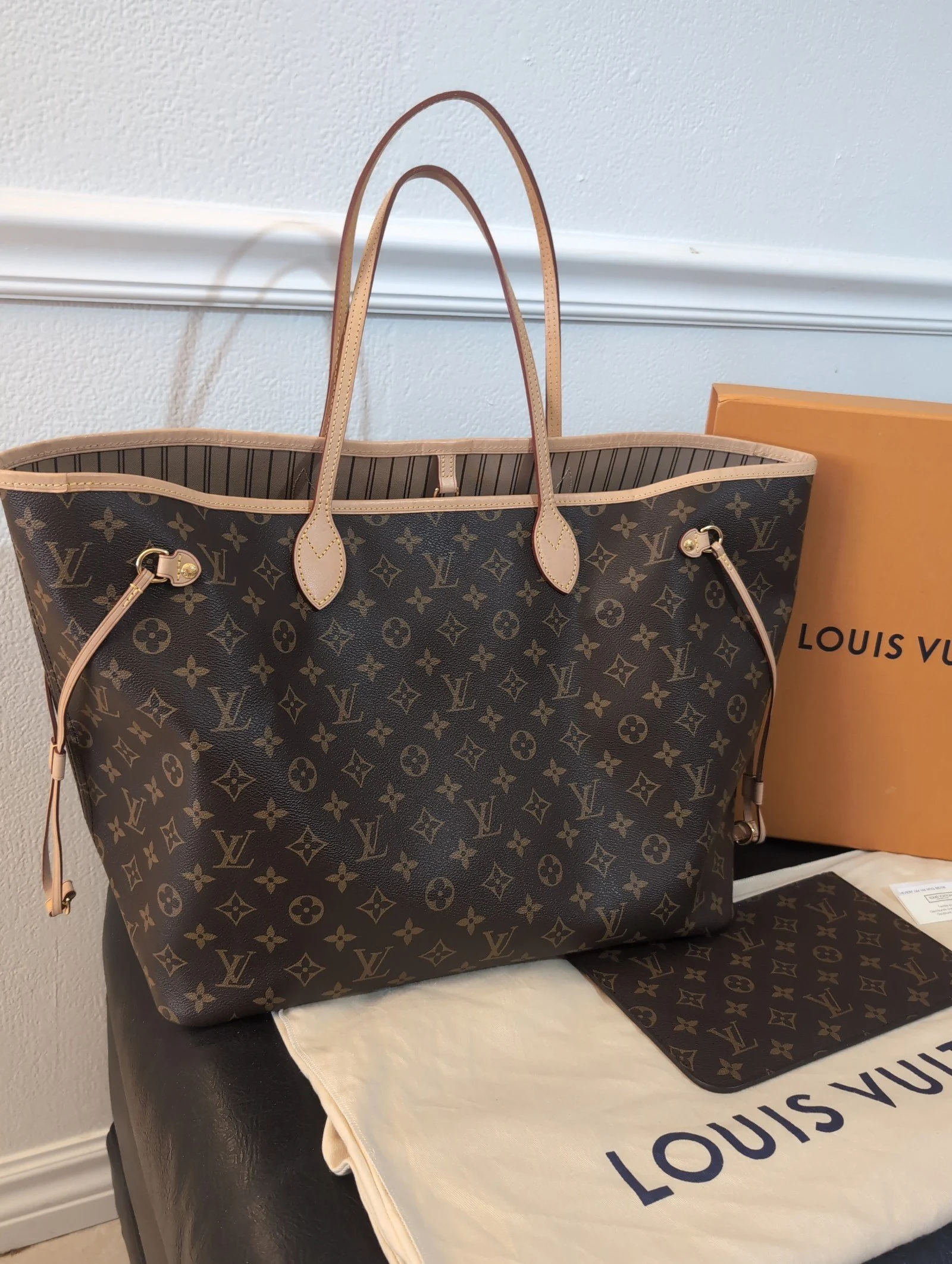 Louis Vuitton NEW Neverfull GM Tote