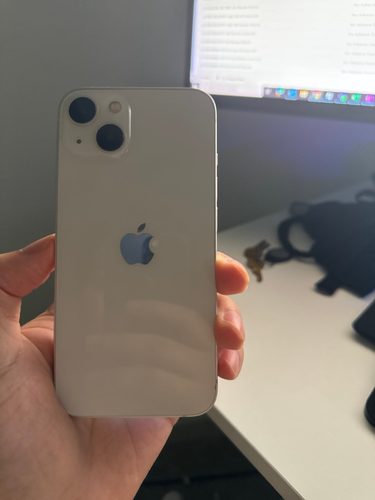 Apple iPhone 13 128 GB 7F76