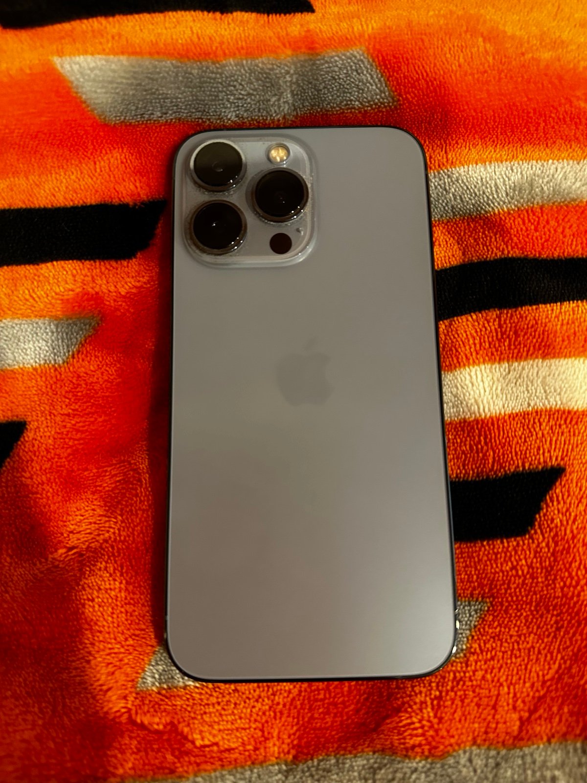 Apple iPhone 12 Pro Pacific Blue 256GB Unlocked 3C75