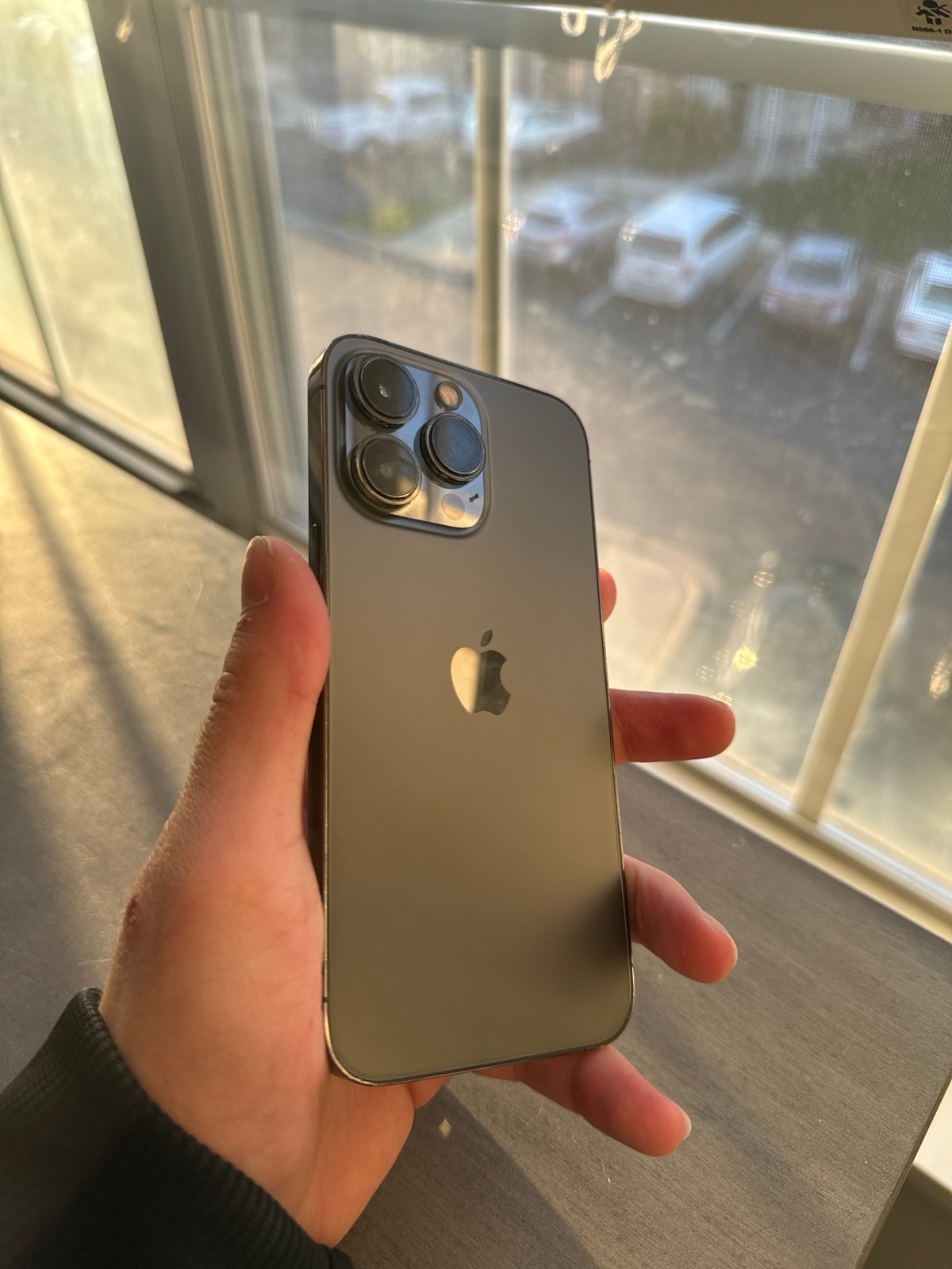 Apple iPhone 13 Pro 256gb Unlocked Graphite 3V59