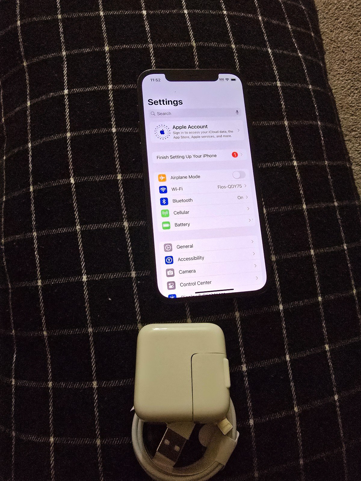 Iphone 12 unlocked 7Q53