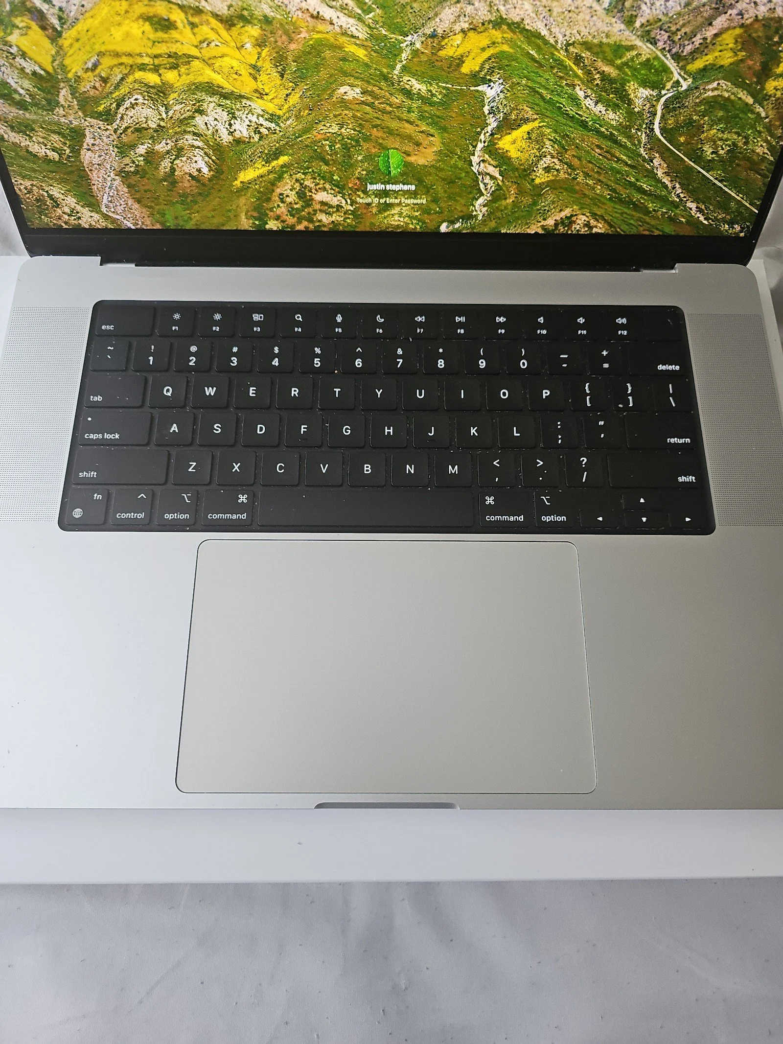 Apple Macbook Pro 16in.  M2 Pro 3.49 GHz  512GB SSD 2R75