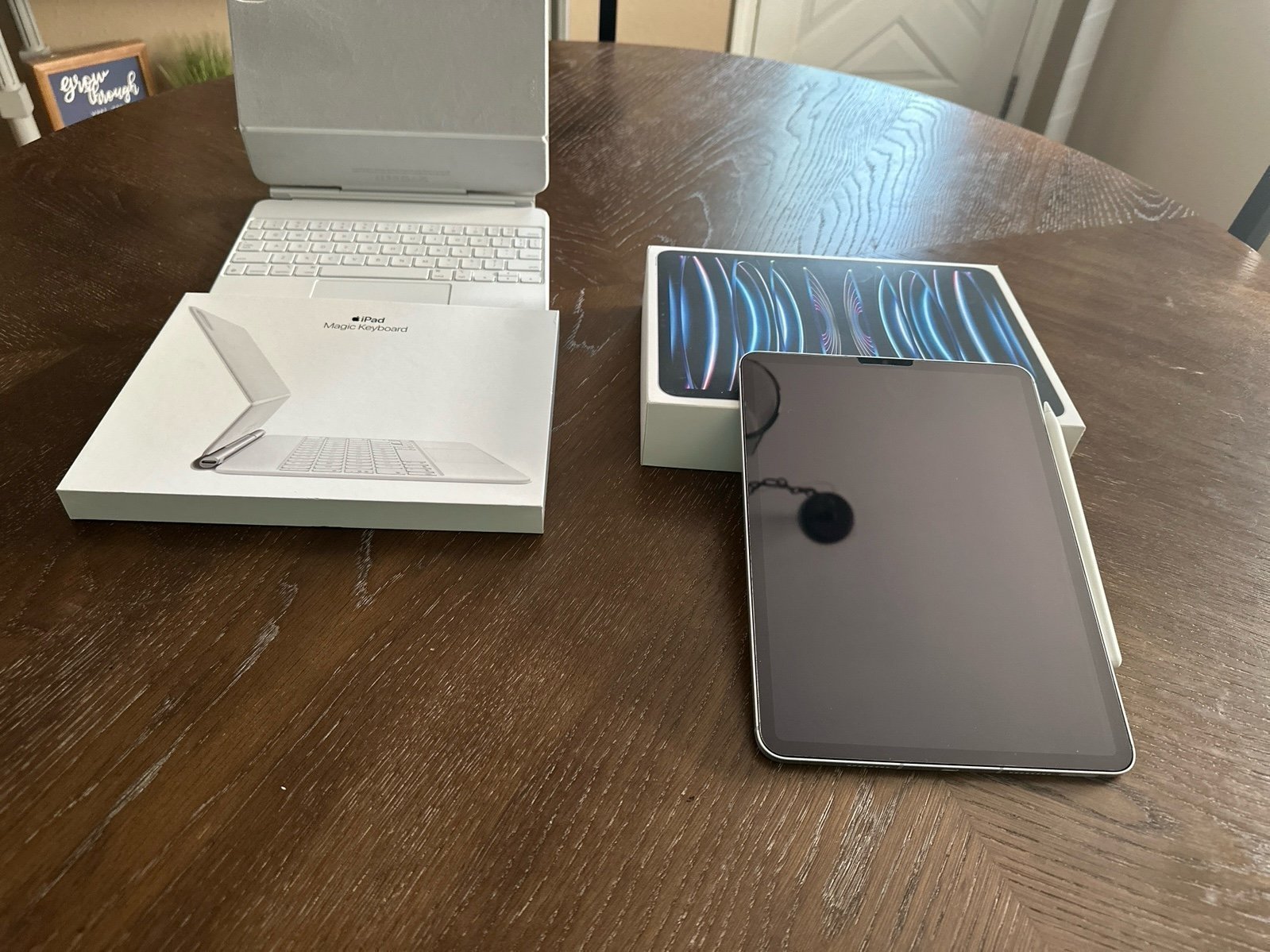 iPad Pro M2 Bundle 9K97