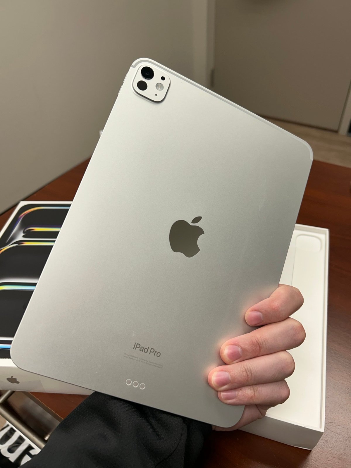 Apple iPad Pro 11-inch (M4) Wi-Fi 256GB 7V63