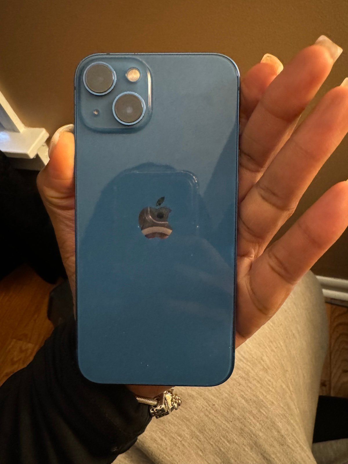 Apple iPhone 13 128 GB 9U23