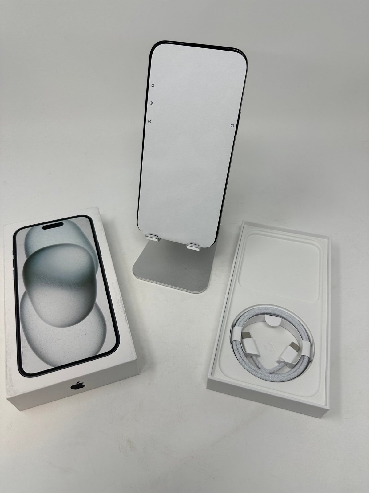 Apple iPhone 15 Plus 128GB Black - NEW IN BOX 6D31