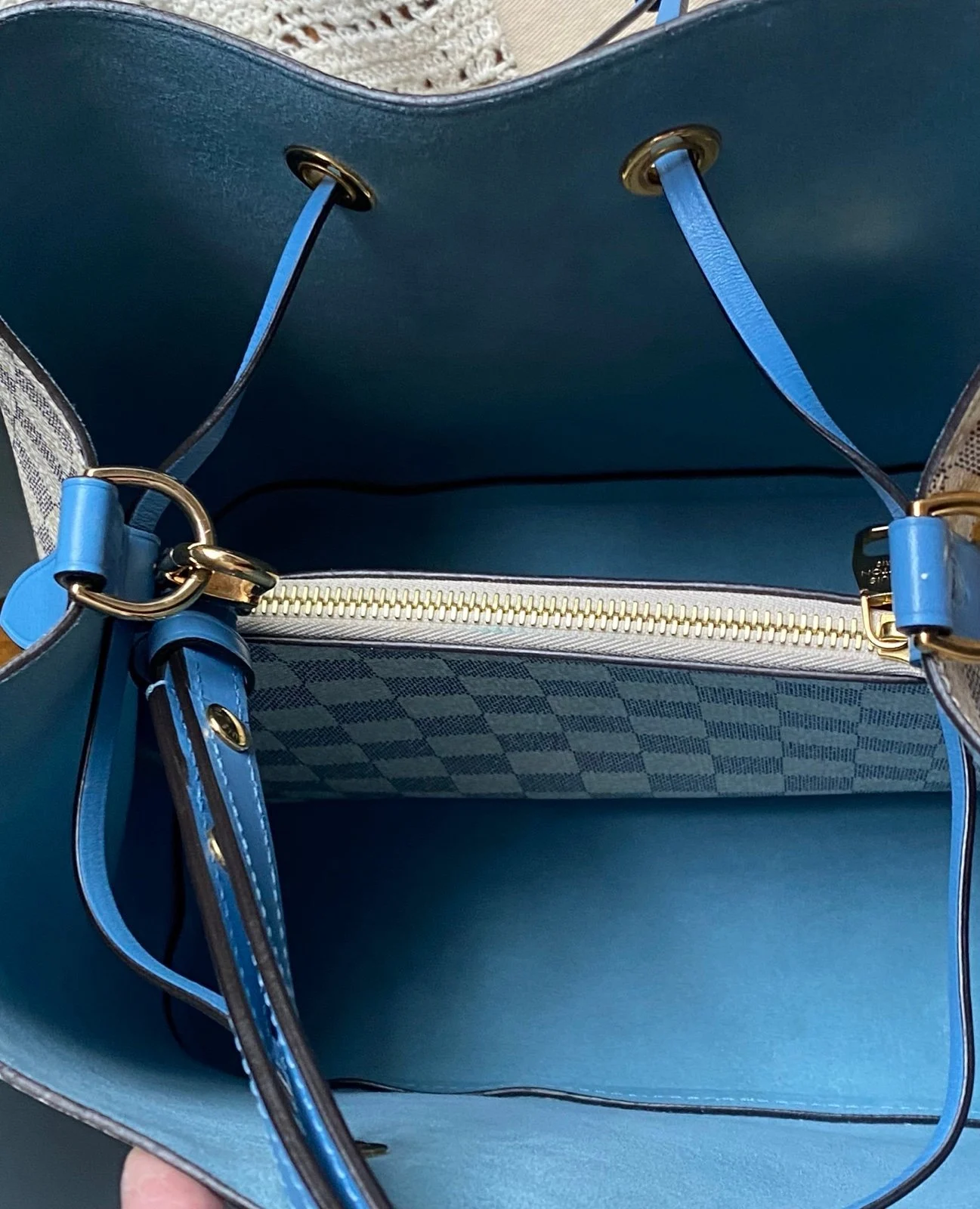 Louis Vuitton Neonoe Azur MM in Rare Blue- Pristine Condition!!