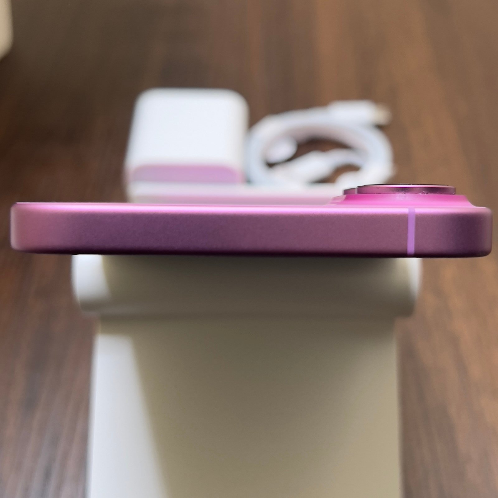 iPhone 16 Plus (Pink 256GB) AT&T Locked 6X91