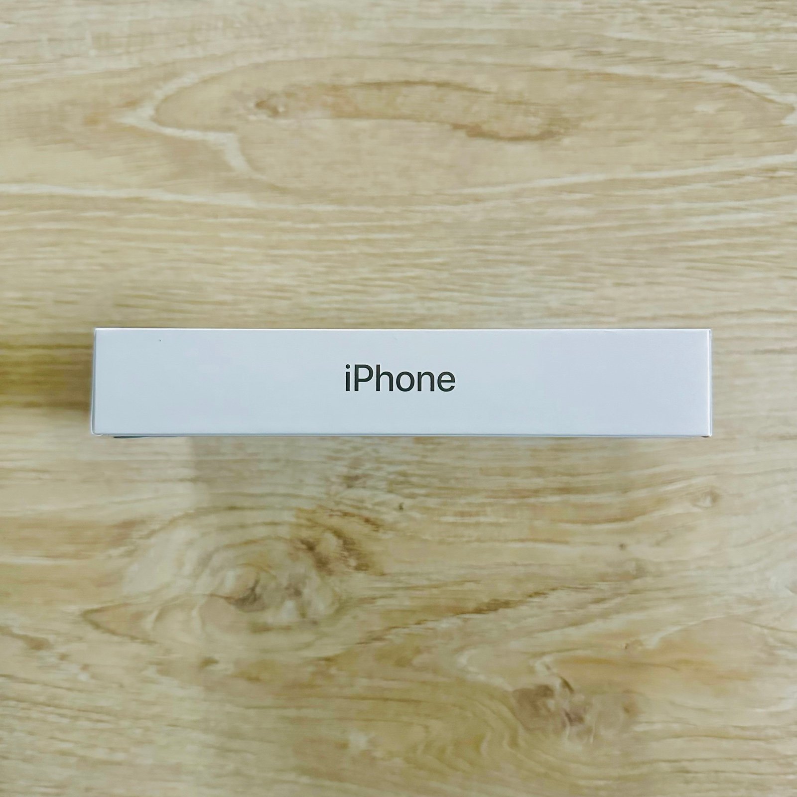 iPhone 14 PRO : 256GB - SILVER / UNLOCKED / APPLE WARRANTY - Like New Condition 7V39