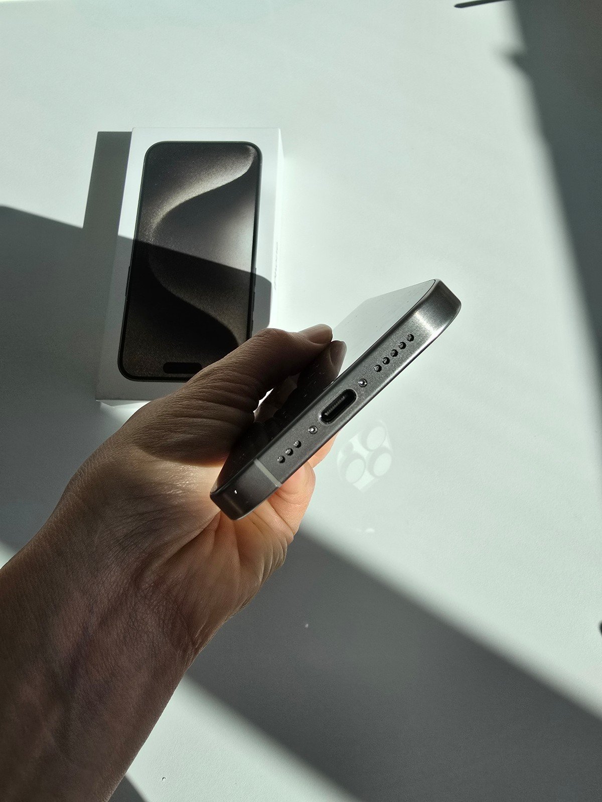 Apple iPhone 15 pro unlocked 9U36