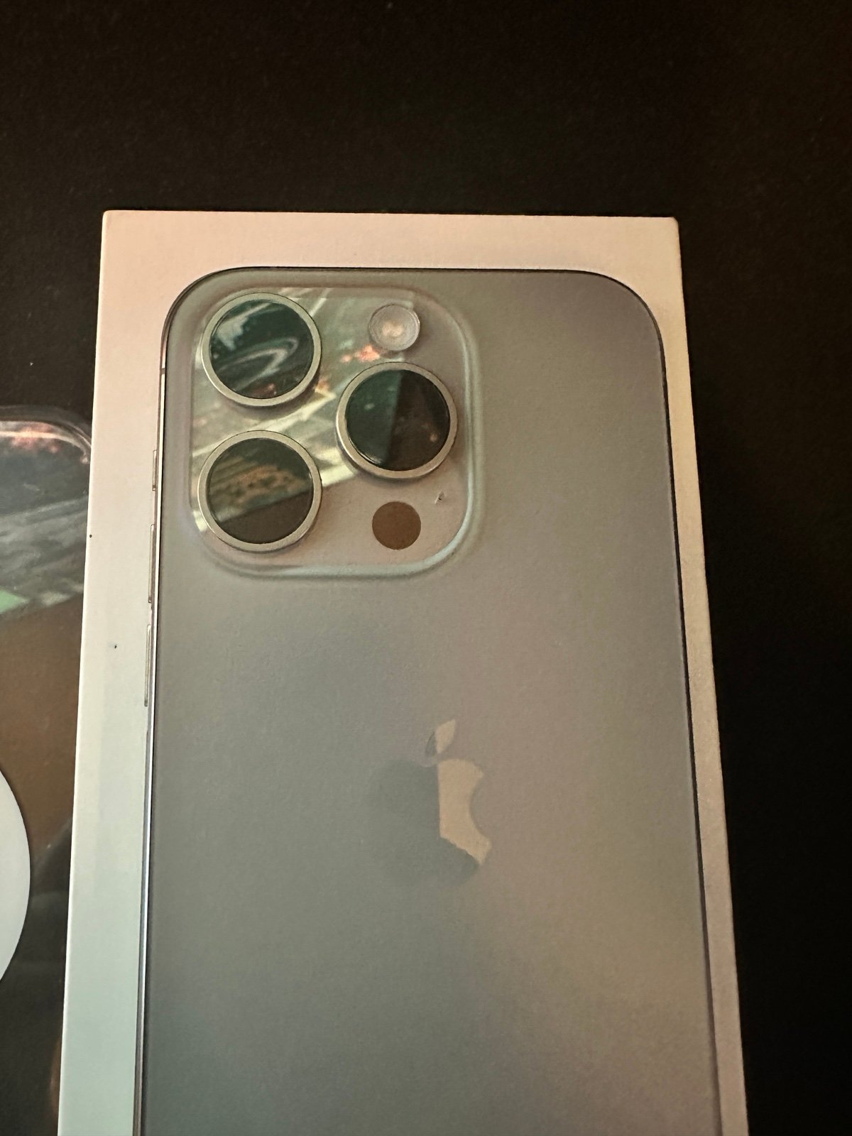 Unlocked iPhone 15 pro 3K58