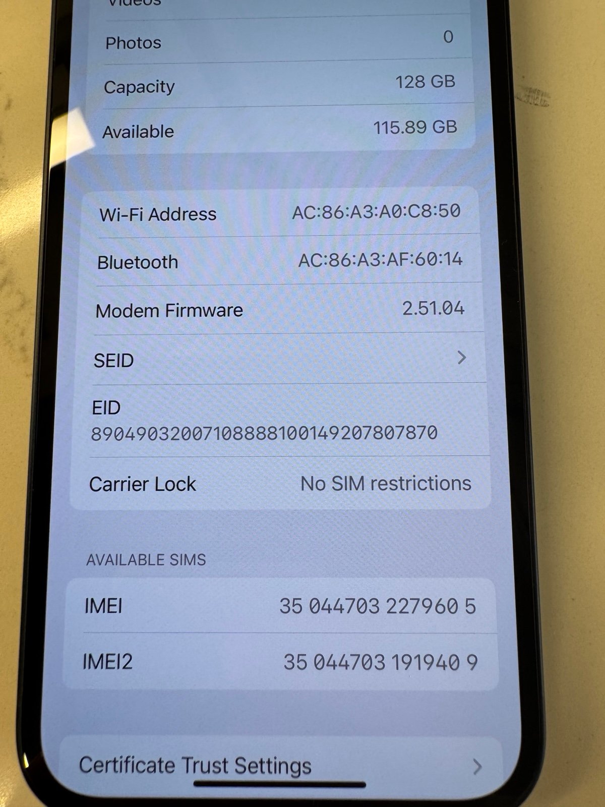 Apple iPhone 14 128 GB in Midnight - Unlocked 3H51