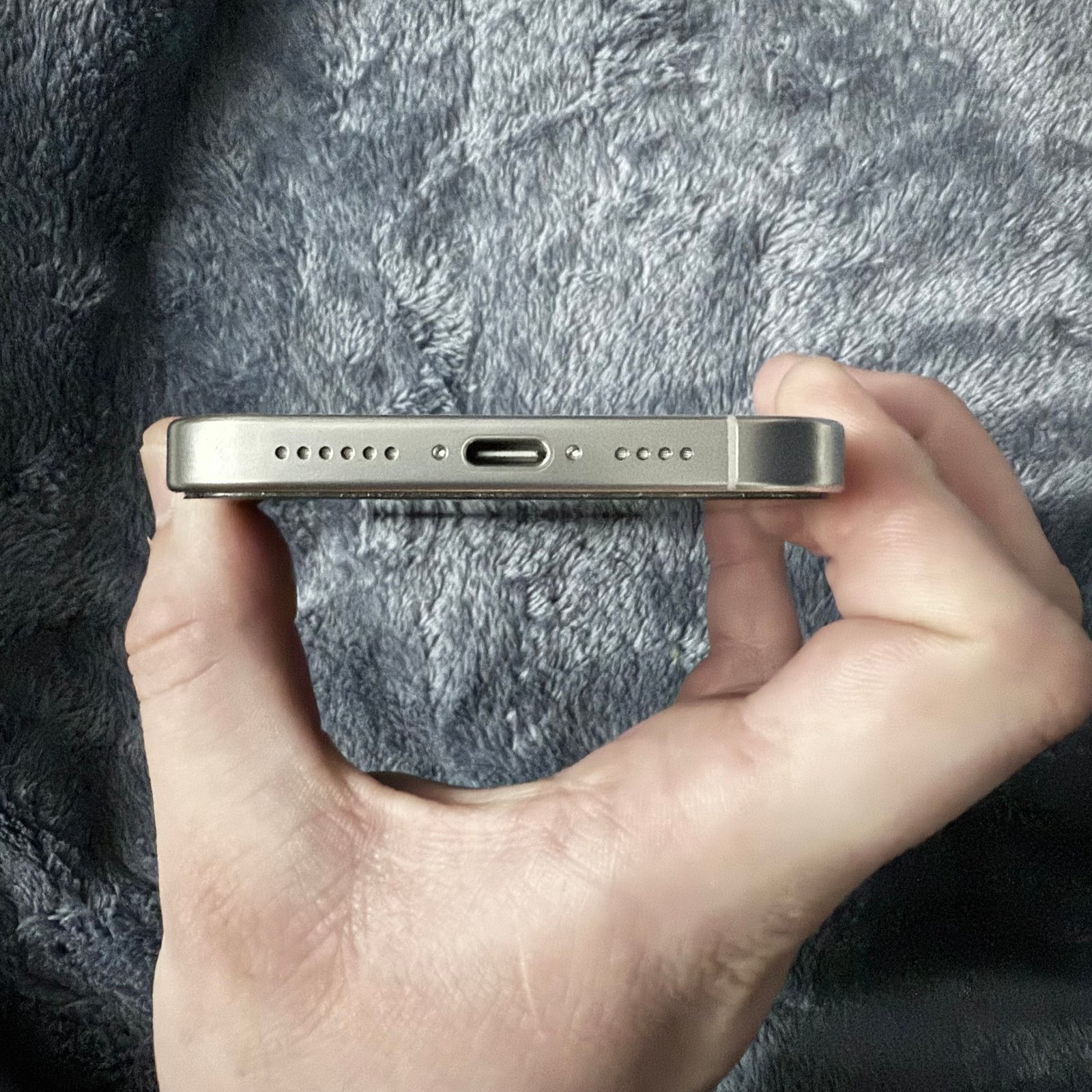 Apple iPhone 16 Pro Max 256GB in White Titanium 5D96