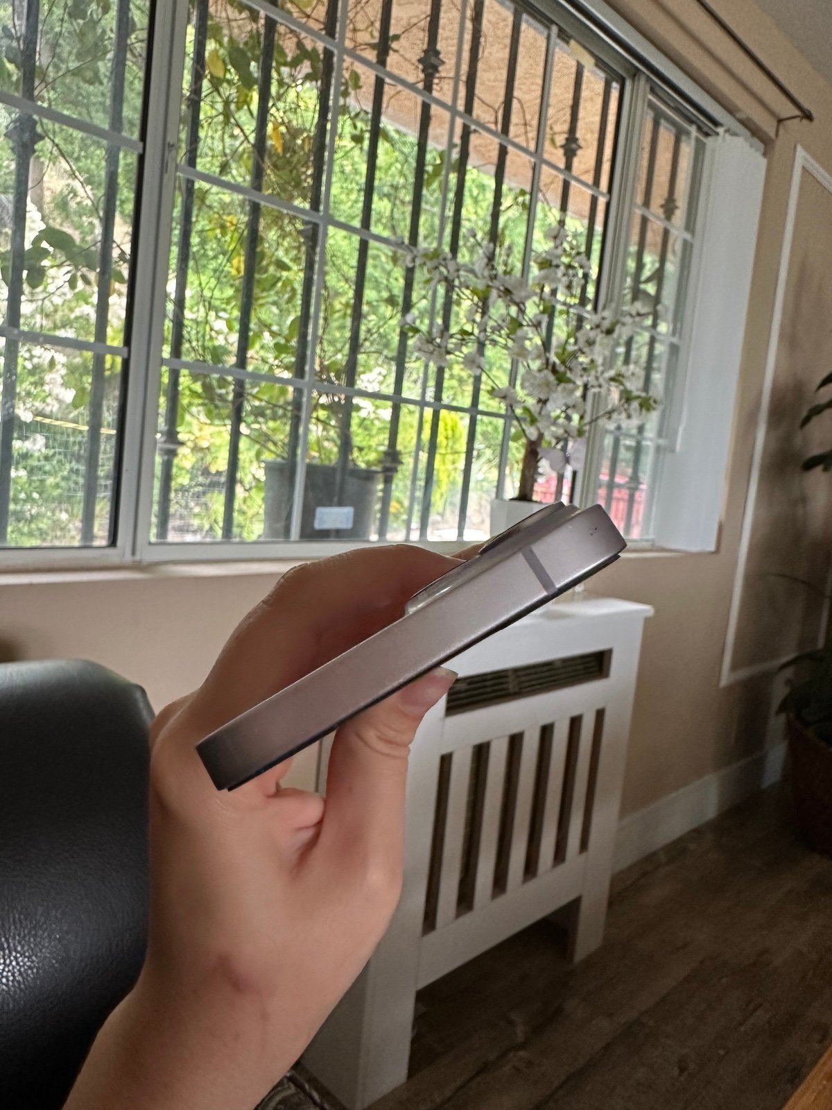 Apple iPhone 14 128 GB in Purple 7R67