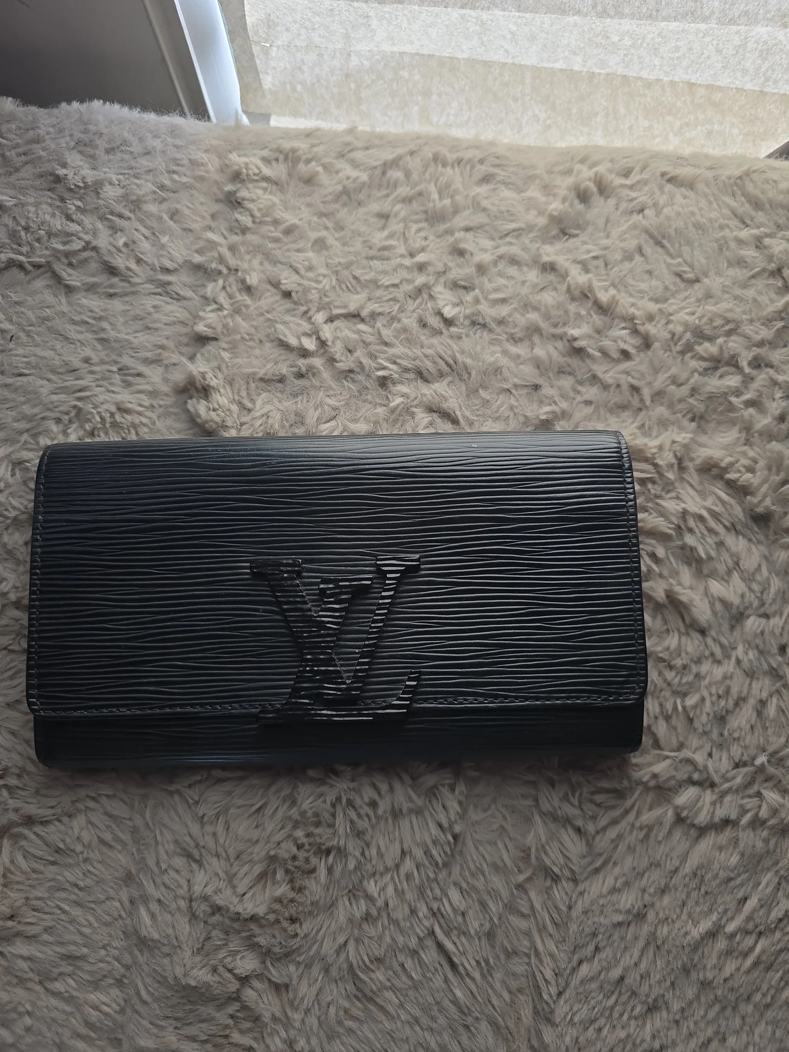 Louis Vuitton Epi Louise wallet