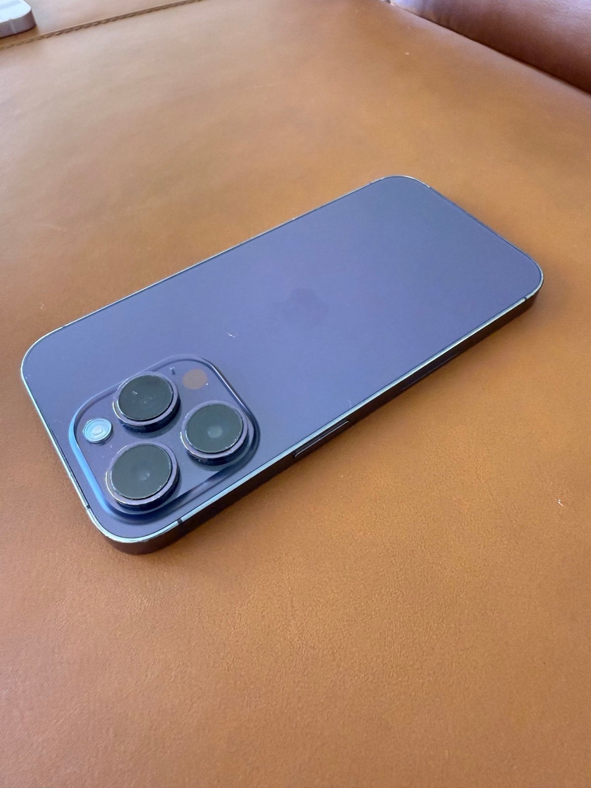 Apple iPhone 14 Pro 512 GB in Deep Purple Unlocked 8N73