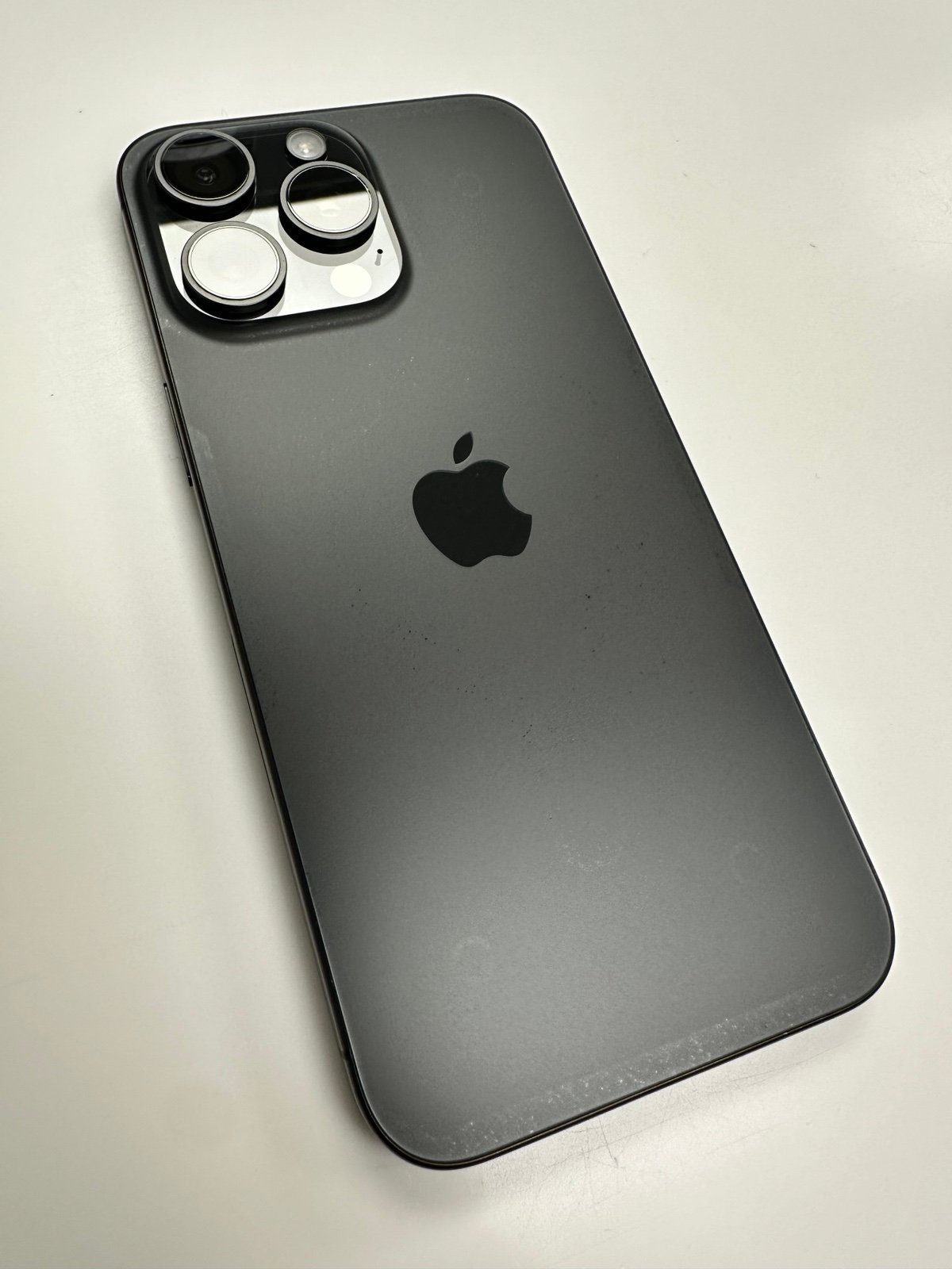 iPhone 15 Pro Max 256GB AT&T/Cricket 3W77