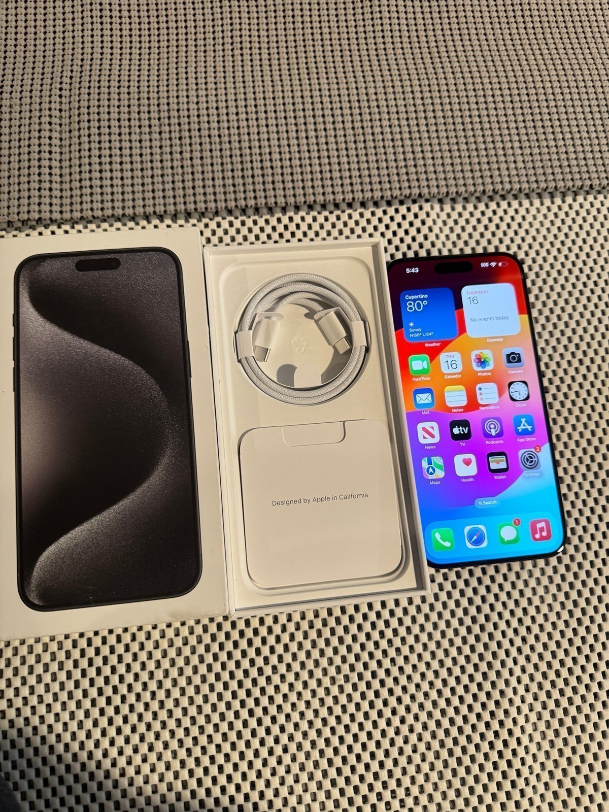 iPhone 15 Pro Max 256GB Verizon carrier only! Black New with open Box 2T59